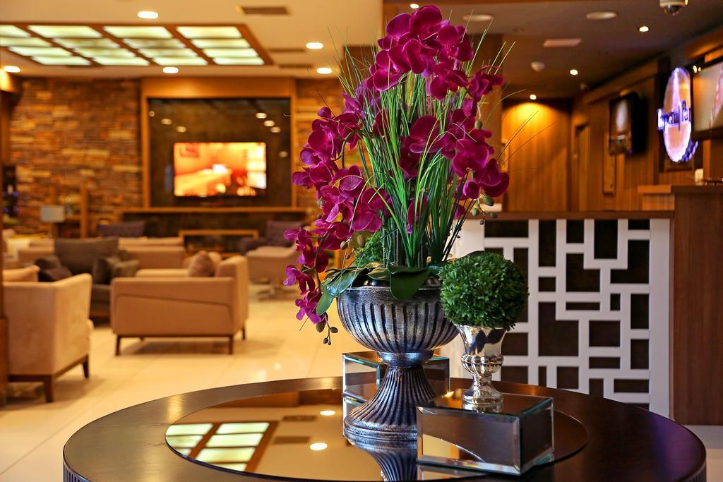 Imperial Park Hotel 이즈밋 외부 사진