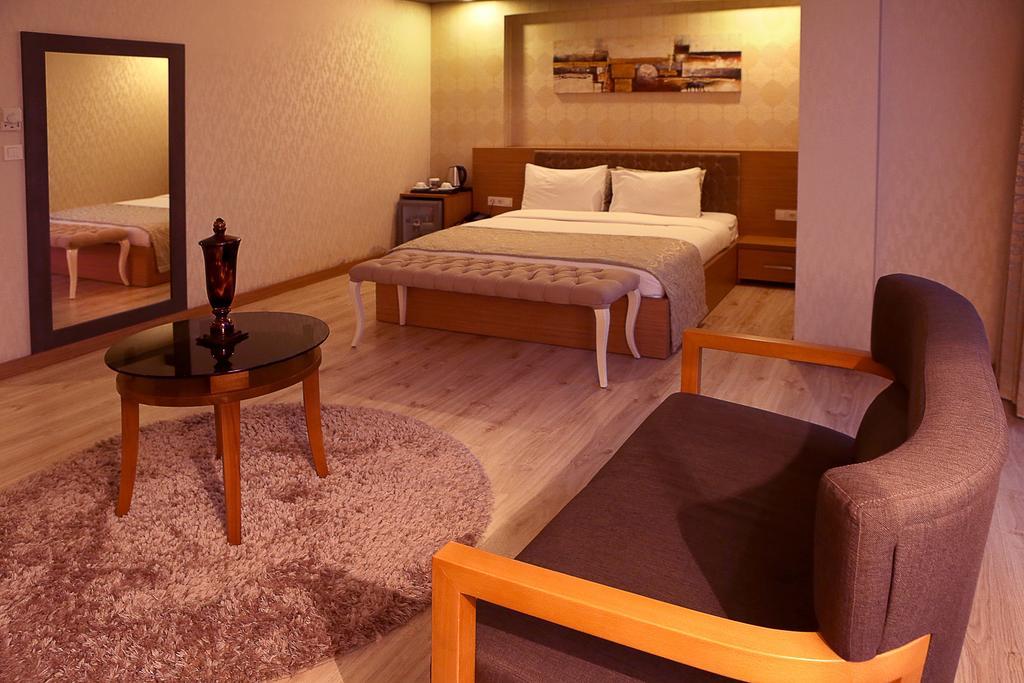 Imperial Park Hotel 이즈밋 객실 사진