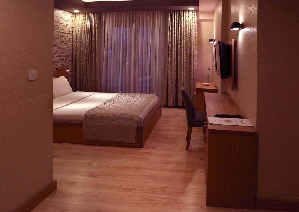 Imperial Park Hotel 이즈밋 외부 사진