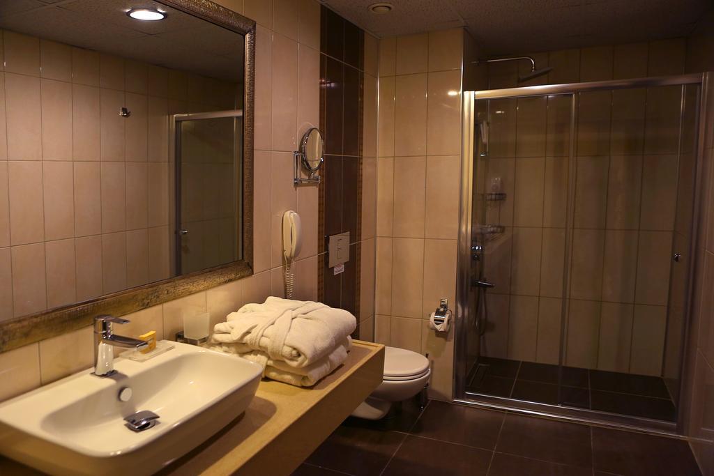 Imperial Park Hotel 이즈밋 외부 사진