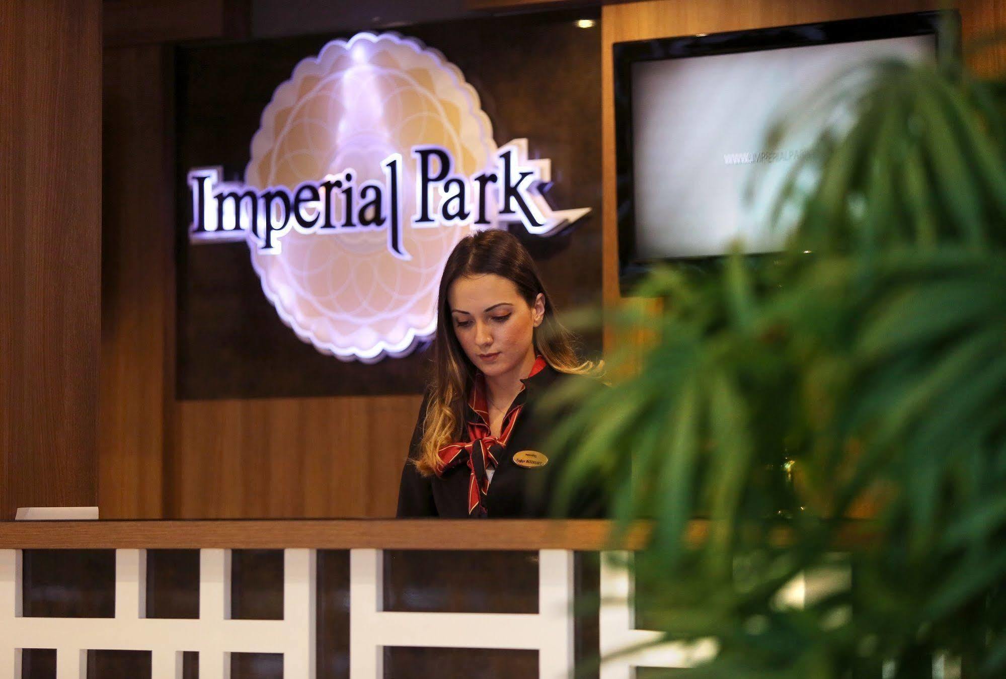 Imperial Park Hotel 이즈밋 외부 사진